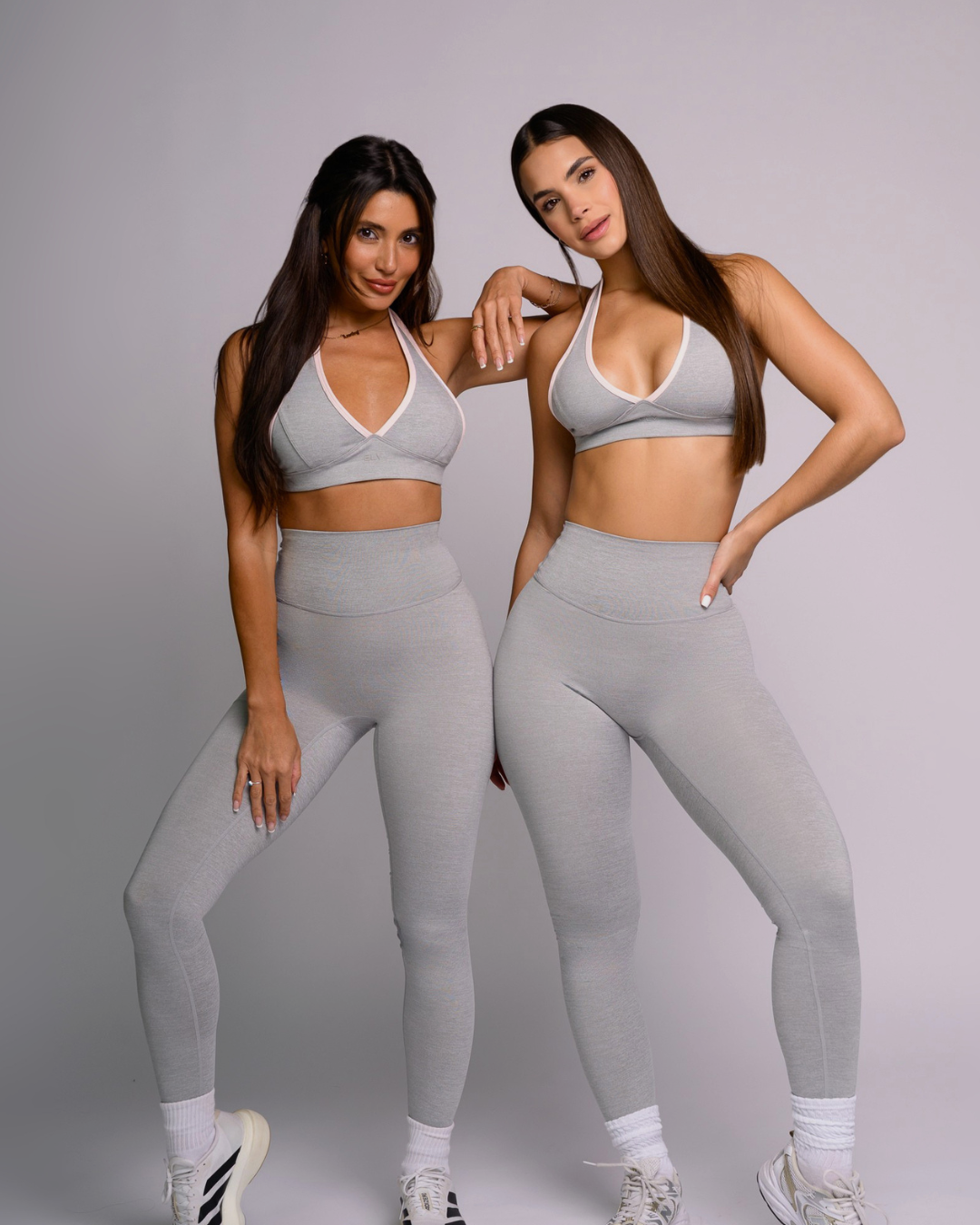 Women’s Athleisure Clothing Meets Modern Casual Street Style for effortless comfort, sporty elegance, and versatile chic active lifestyle.