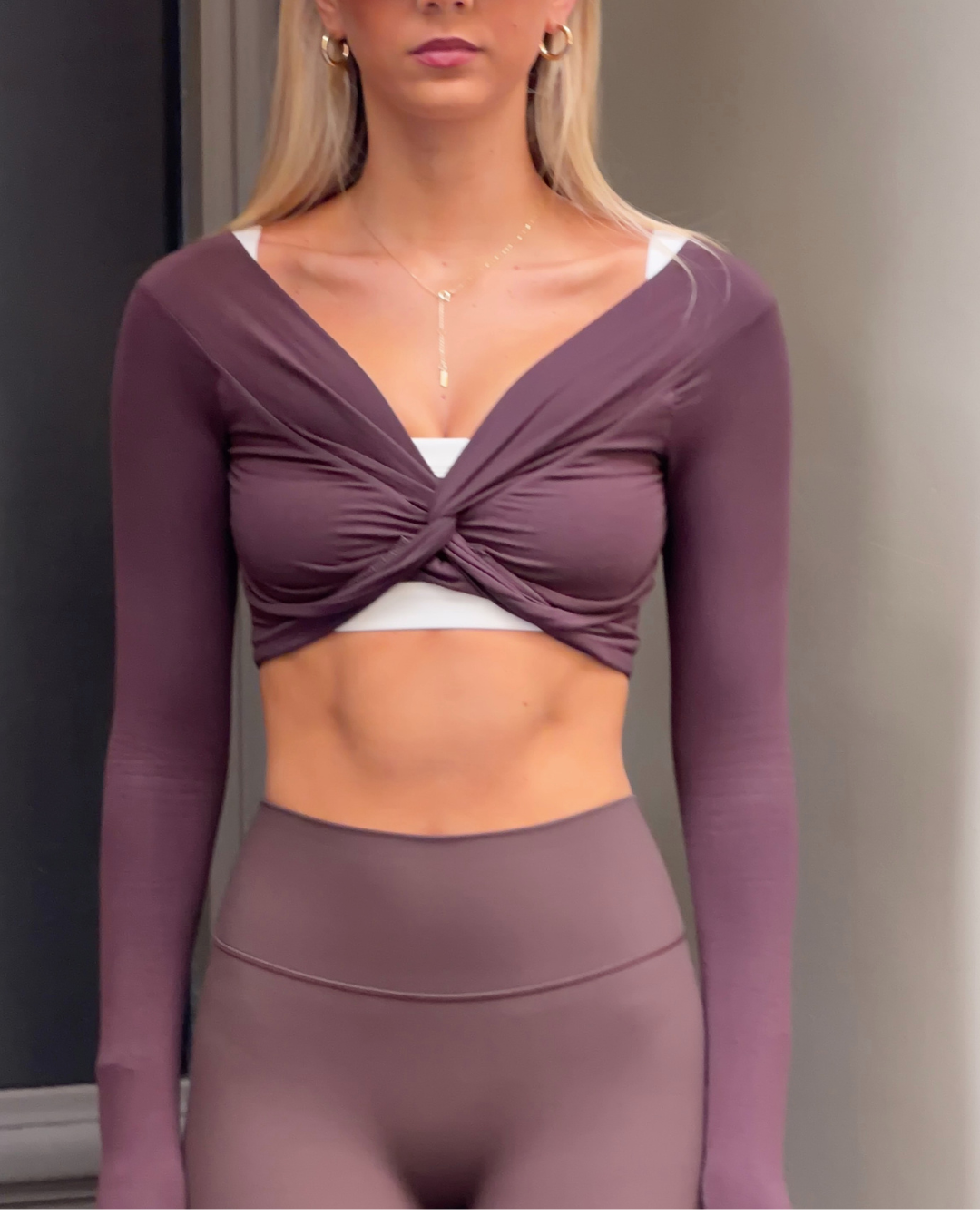 Kaia Twist Top Long Sleeve- Plum