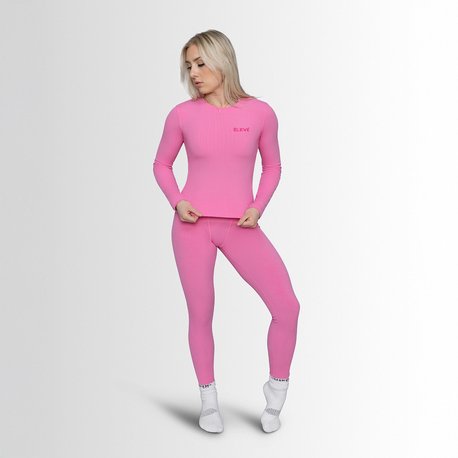 LAYLA LOUNGE LONG SLEEVES - Élevé